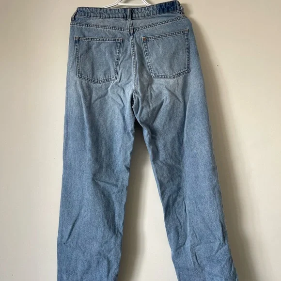 H&M Light Blue High Rise Jeans - Picture 4 of 5